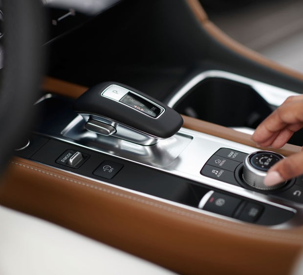 2023 INFINITI QX60 Key Features - Wireless Apple CarPlay® integration | Bommarito INFINITI in Ellisville MO