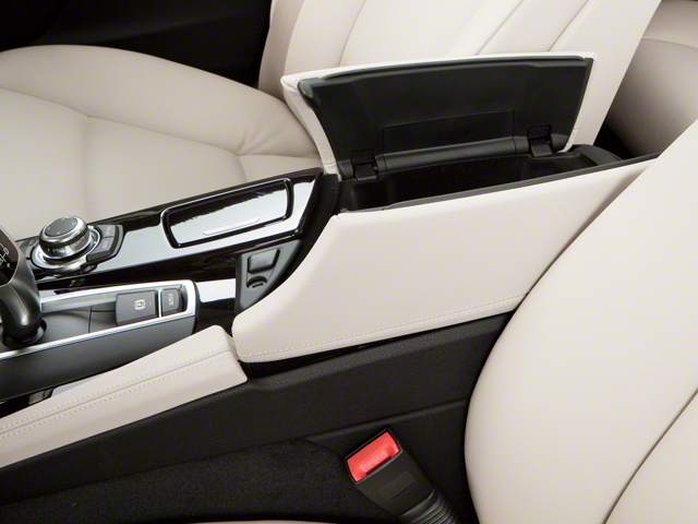 2012 BMW 5 Series 4dr Sdn 528i xDrive AWD