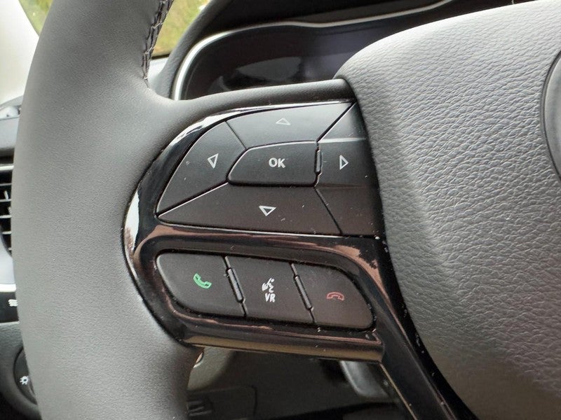 2023 Jeep Cherokee Altitude Lux 4x4