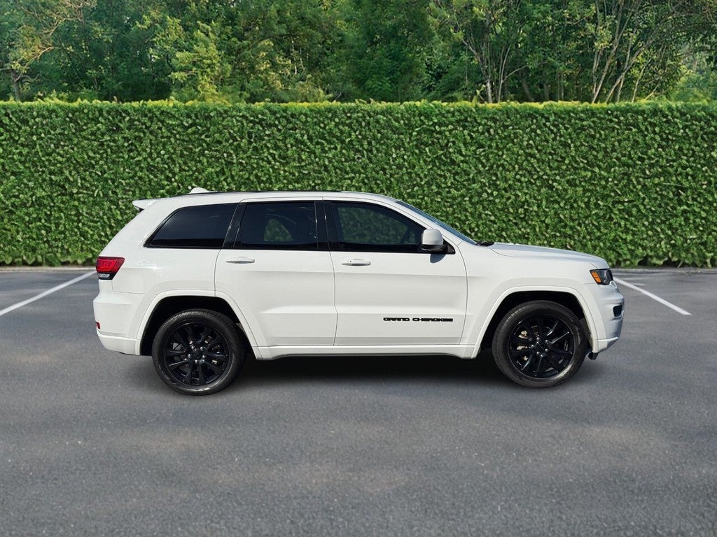 2017 Jeep Grand Cherokee Altitude 4x2