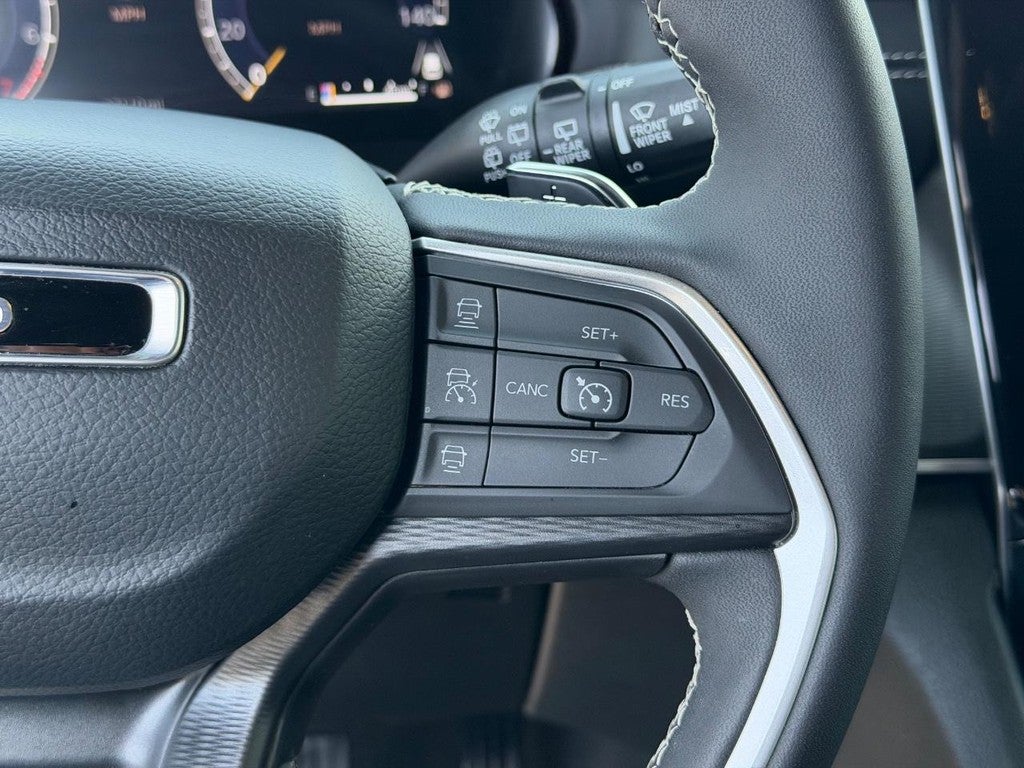 2024 Jeep Grand Cherokee L Altitude X 4x4