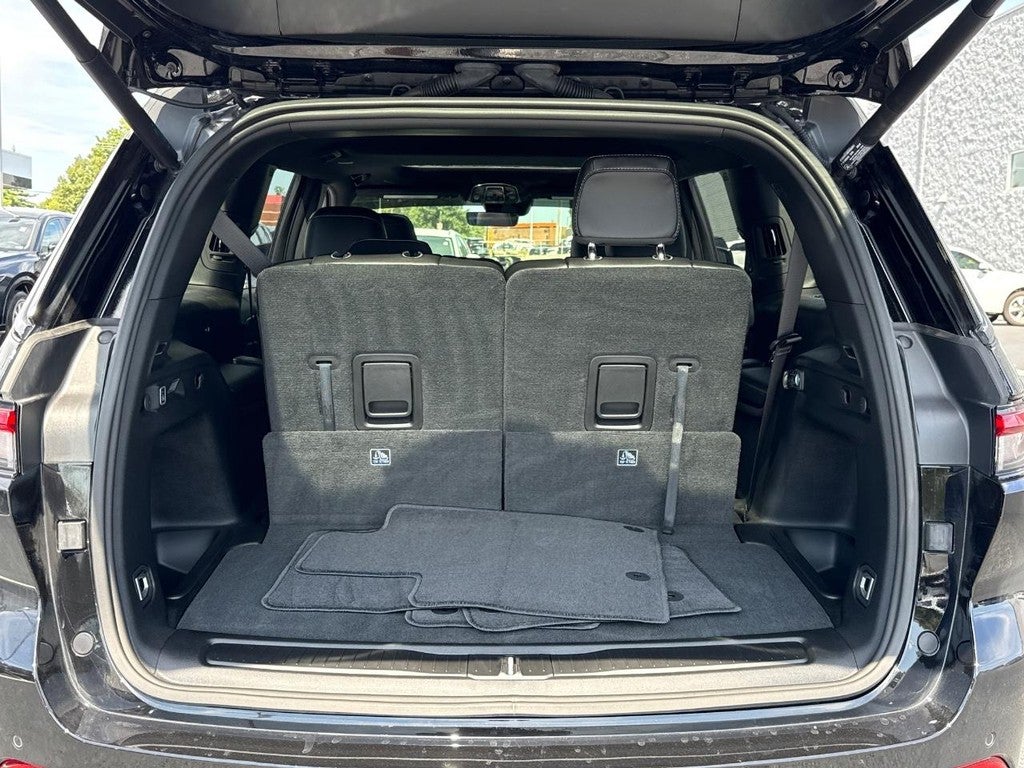 2025 Jeep Grand Cherokee L Altitude X 4x4