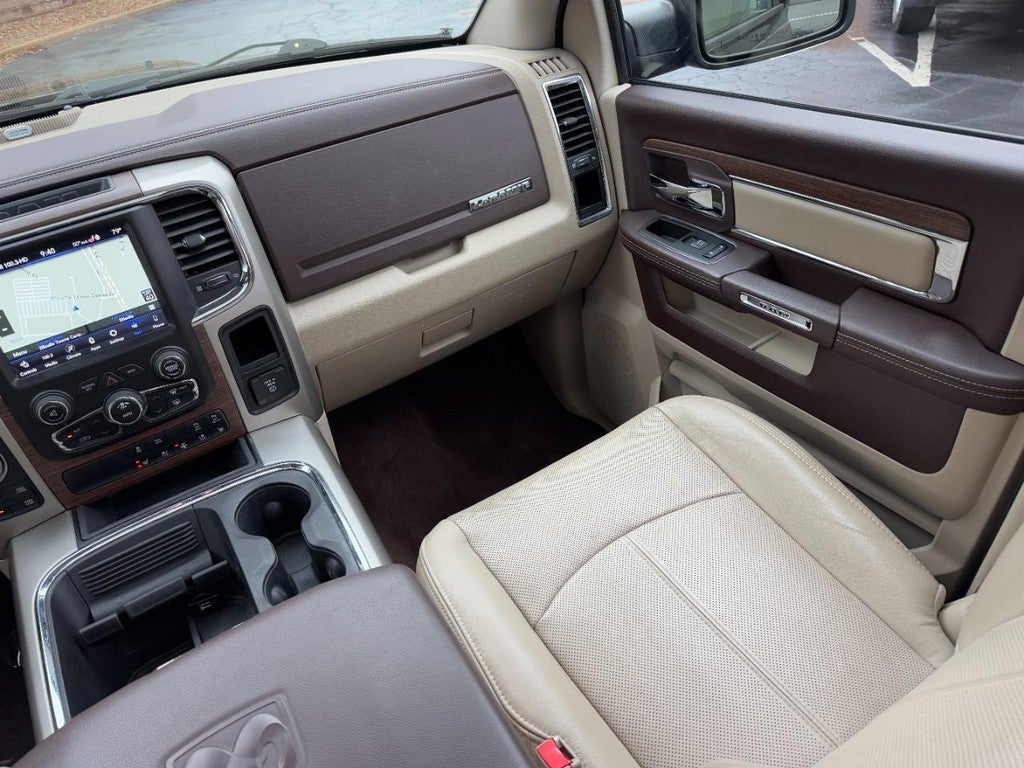 2018 RAM 1500 Laramie 4x4 Crew Cab 5'7" Box