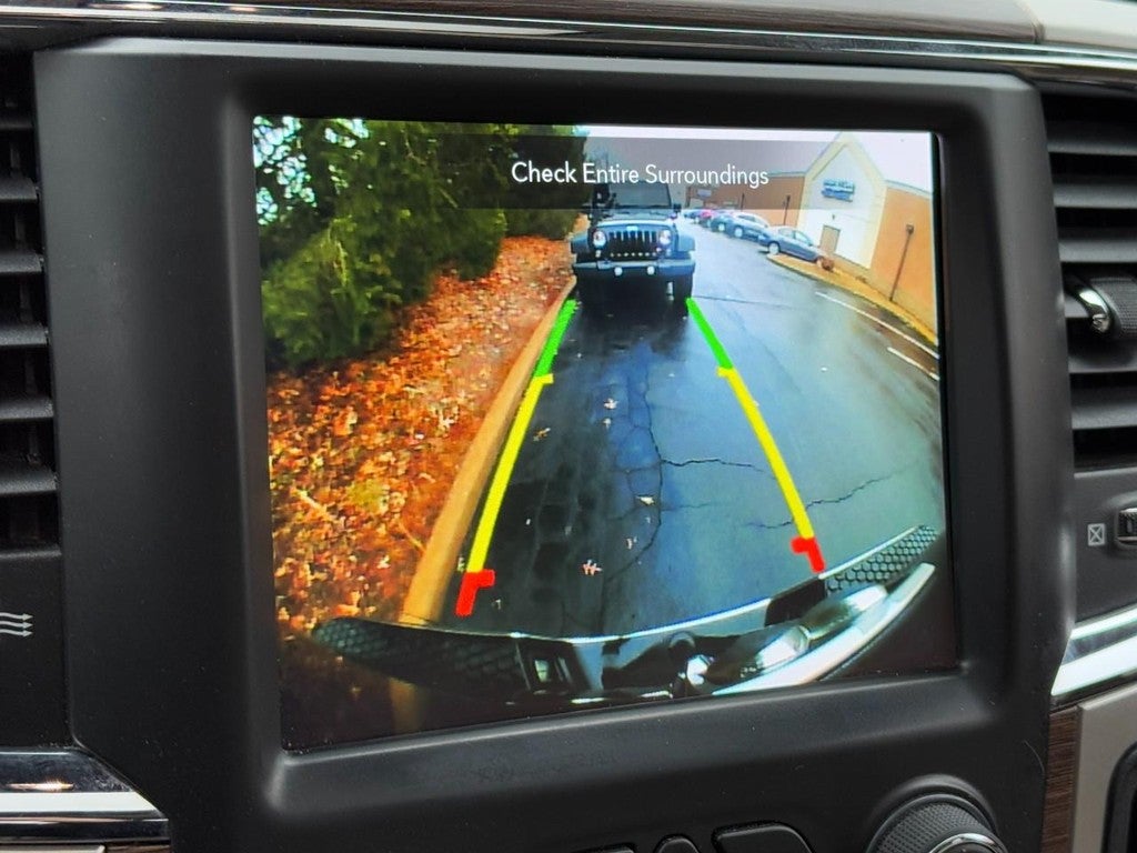 2018 RAM 1500 Laramie 4x4 Crew Cab 5'7" Box