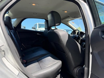 2015 Ford Focus 4dr Sdn SE