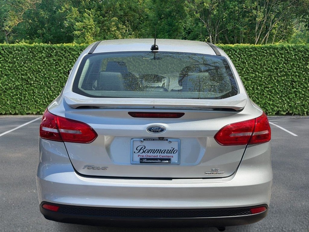 2015 Ford Focus 4dr Sdn SE