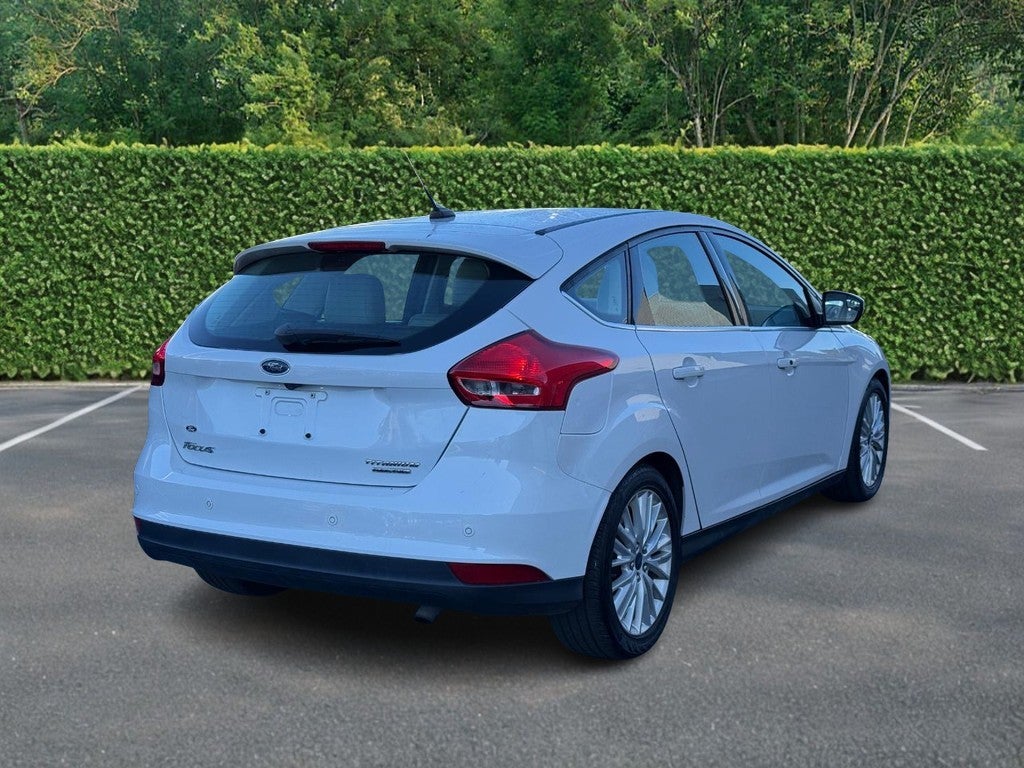 2016 Ford Focus 5dr HB Titanium