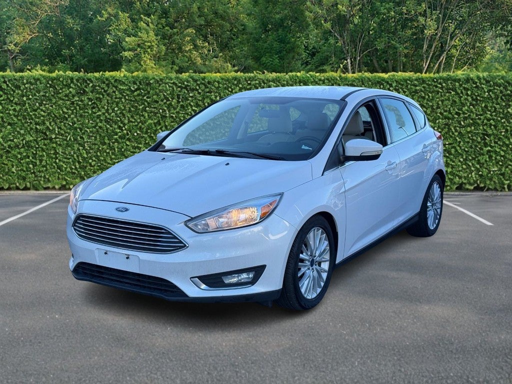2016 Ford Focus 5dr HB Titanium
