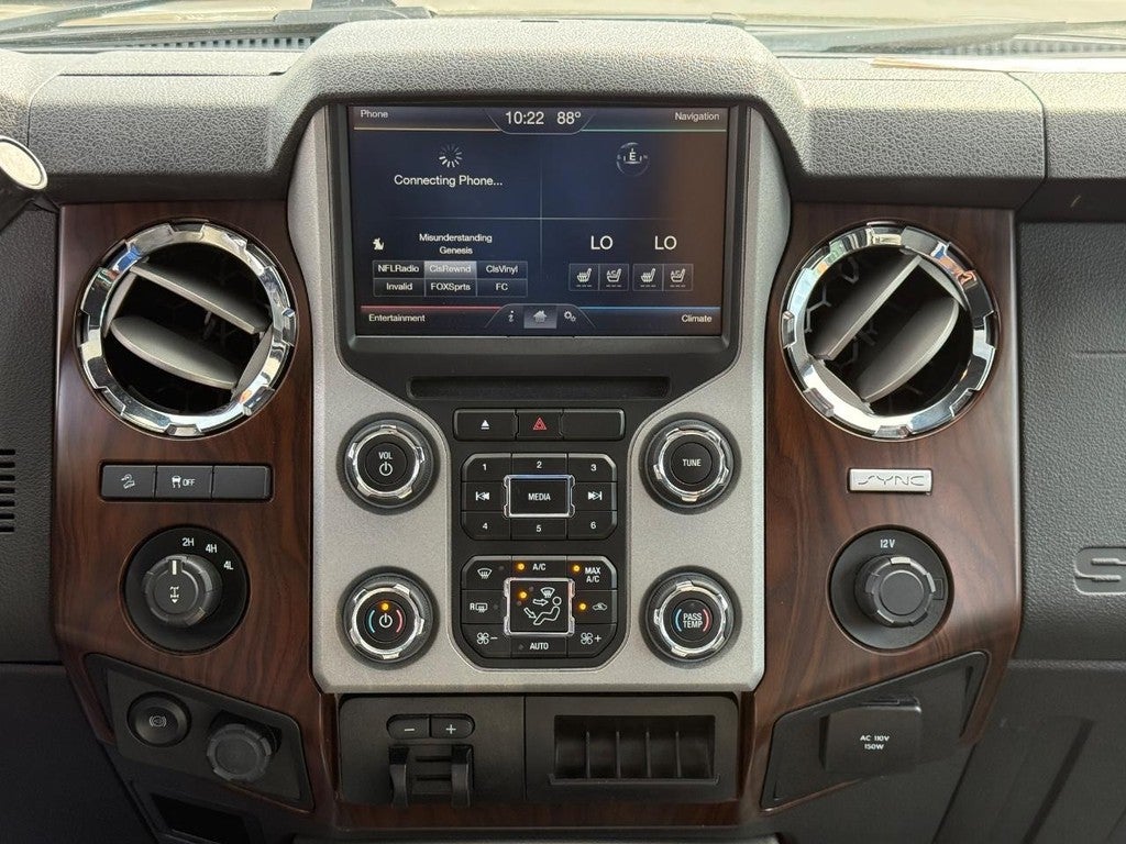 2016 Ford Super Duty F-350 SRW 4WD Crew Cab 156" Lariat