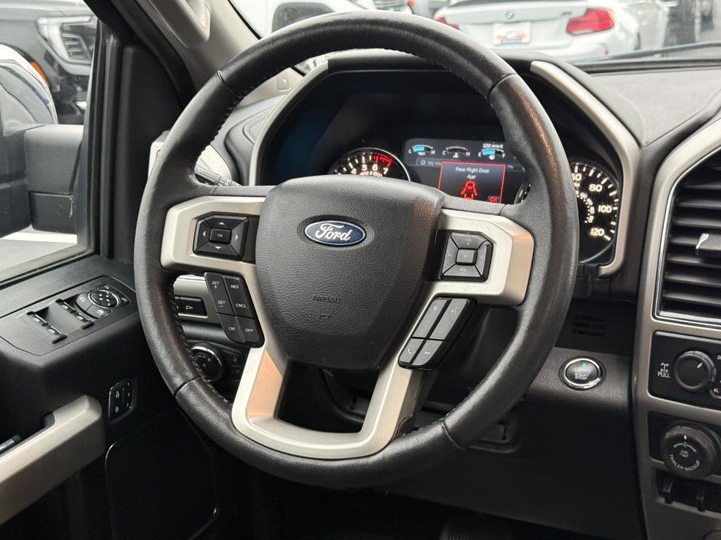 2020 Ford F-150 LARIAT 4WD SuperCrew 5.5' Box