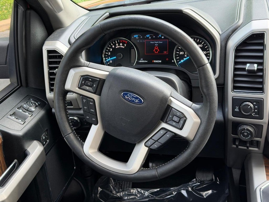 2019 Ford F-150 LARIAT 4WD SuperCrew 5.5' Box