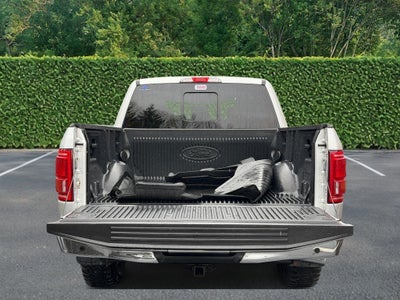 2015 Ford F-150 4WD SuperCrew 145" Lariat
