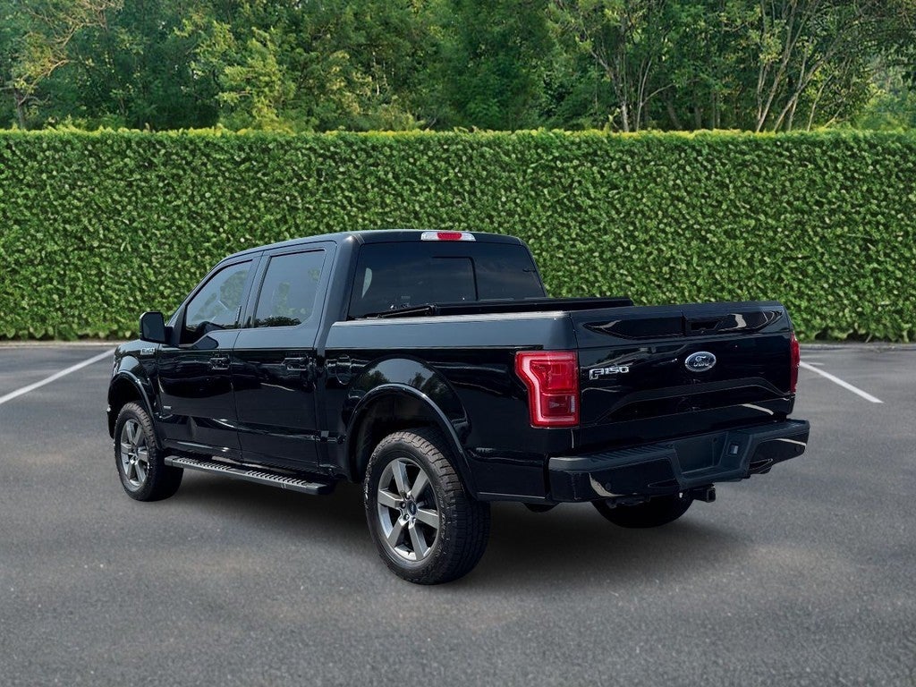 2016 Ford F-150 4WD SuperCrew 145" Lariat