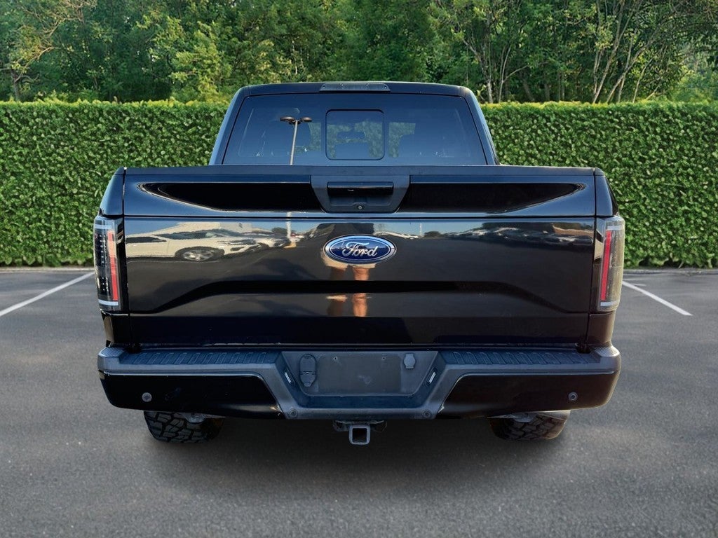 2015 Ford F-150 4WD SuperCrew 145" XLT