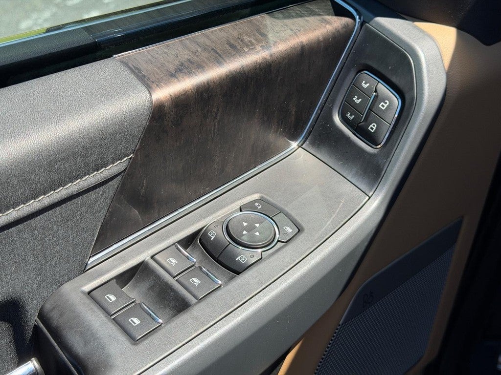 2021 Ford F-150 LARIAT 4WD SuperCrew 5.5' Box