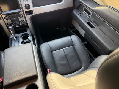 2014 Ford F-150 4WD SuperCrew 145" FX4