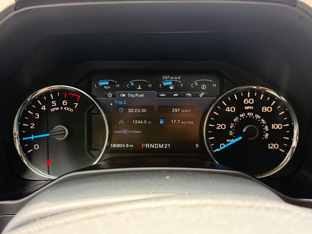2016 Ford F-150 4WD SuperCrew 145" Lariat