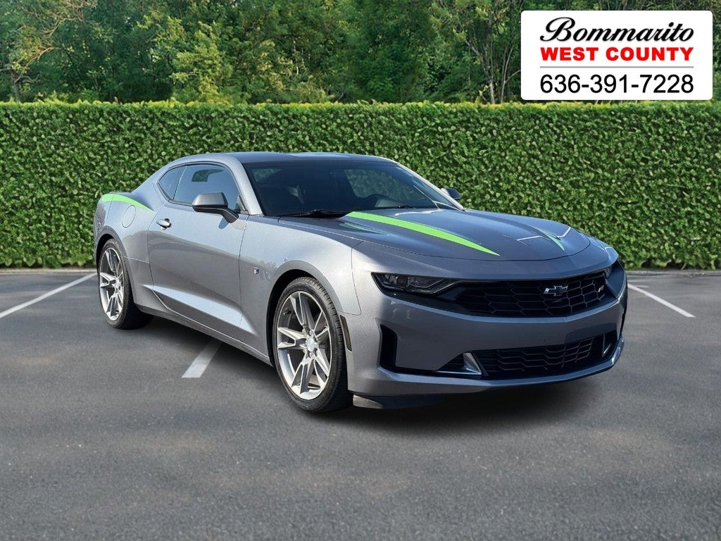 2019 Chevrolet Camaro 2dr Cpe 2LT