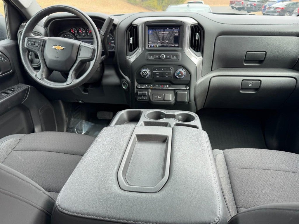 2024 Chevrolet Silverado 1500 4WD Crew Cab 147" Custom