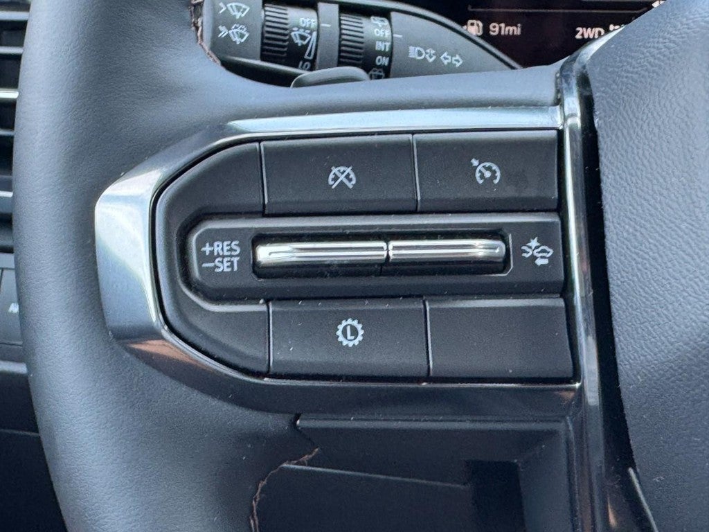 2025 GMC Acadia AWD 4dr AT4