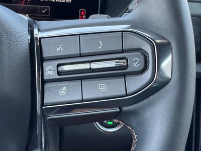 2025 GMC Acadia AWD 4dr AT4
