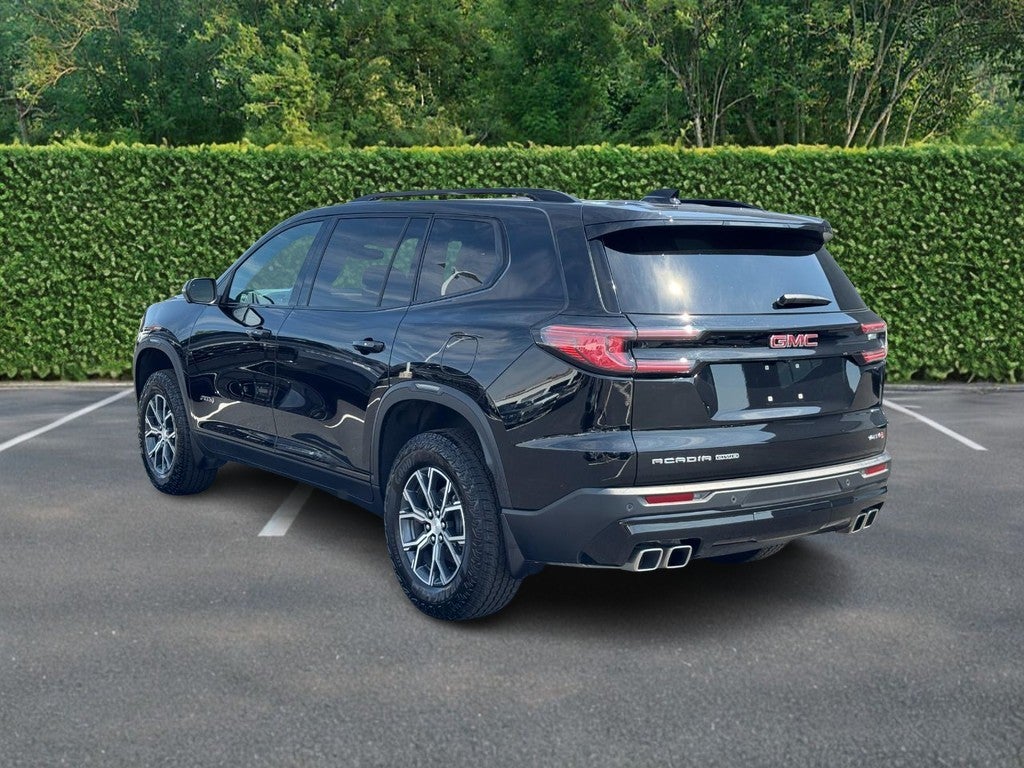 2025 GMC Acadia AWD 4dr AT4