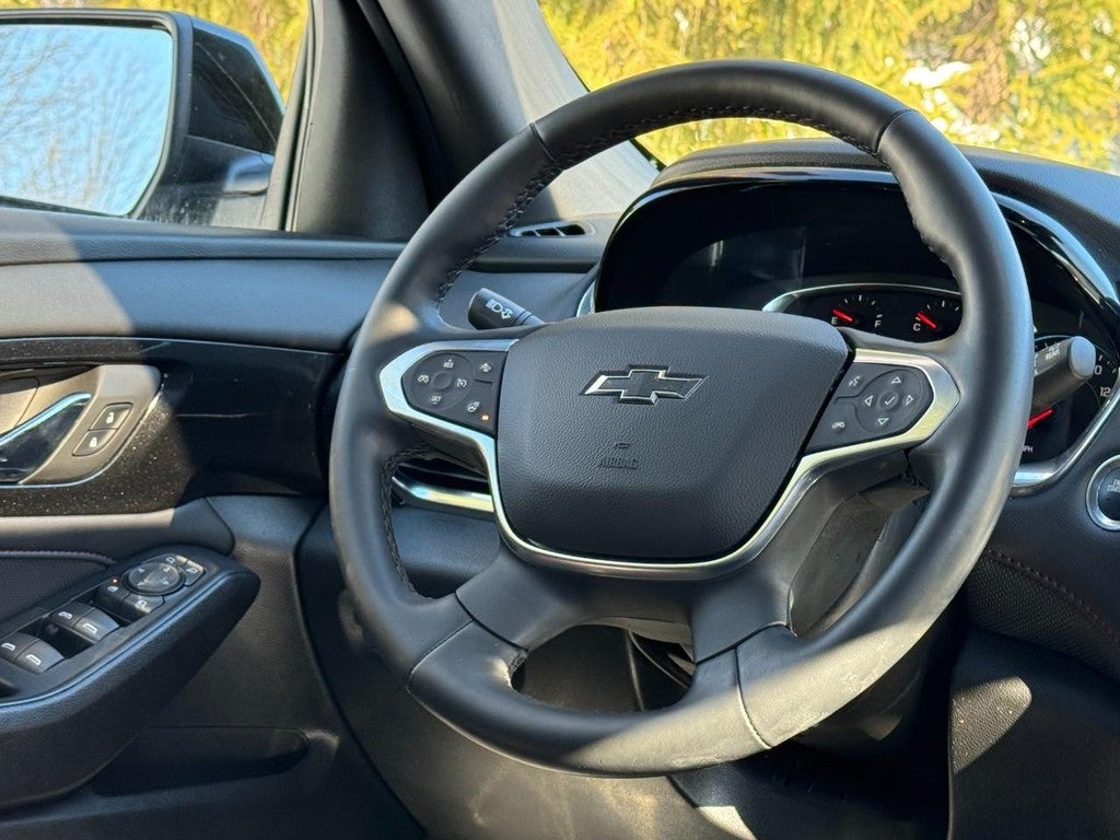 2023 Chevrolet Traverse AWD 4dr RS