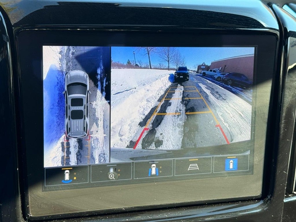 2023 Chevrolet Traverse AWD 4dr RS