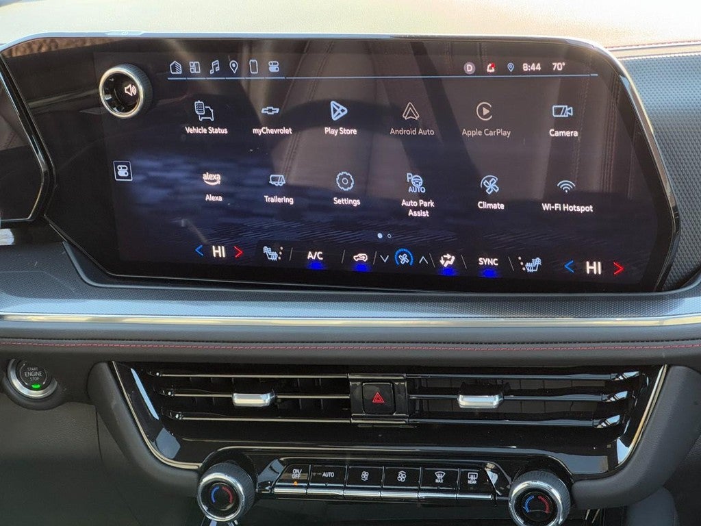 2025 Chevrolet Suburban 4WD 4dr RST