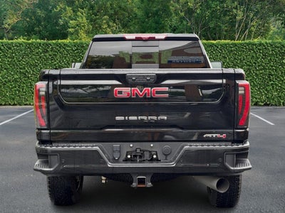 2024 GMC Sierra 2500HD 4WD Crew Cab 159" AT4
