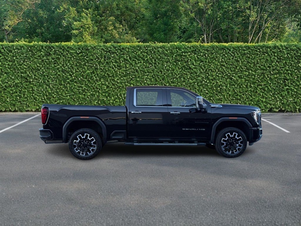2024 GMC Sierra 2500HD 4WD Crew Cab 159" Denali