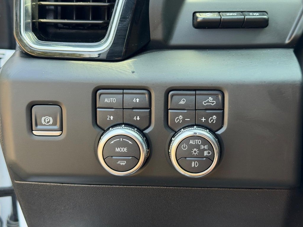 2024 GMC Sierra 2500HD 4WD Crew Cab 159" Denali Ultimate