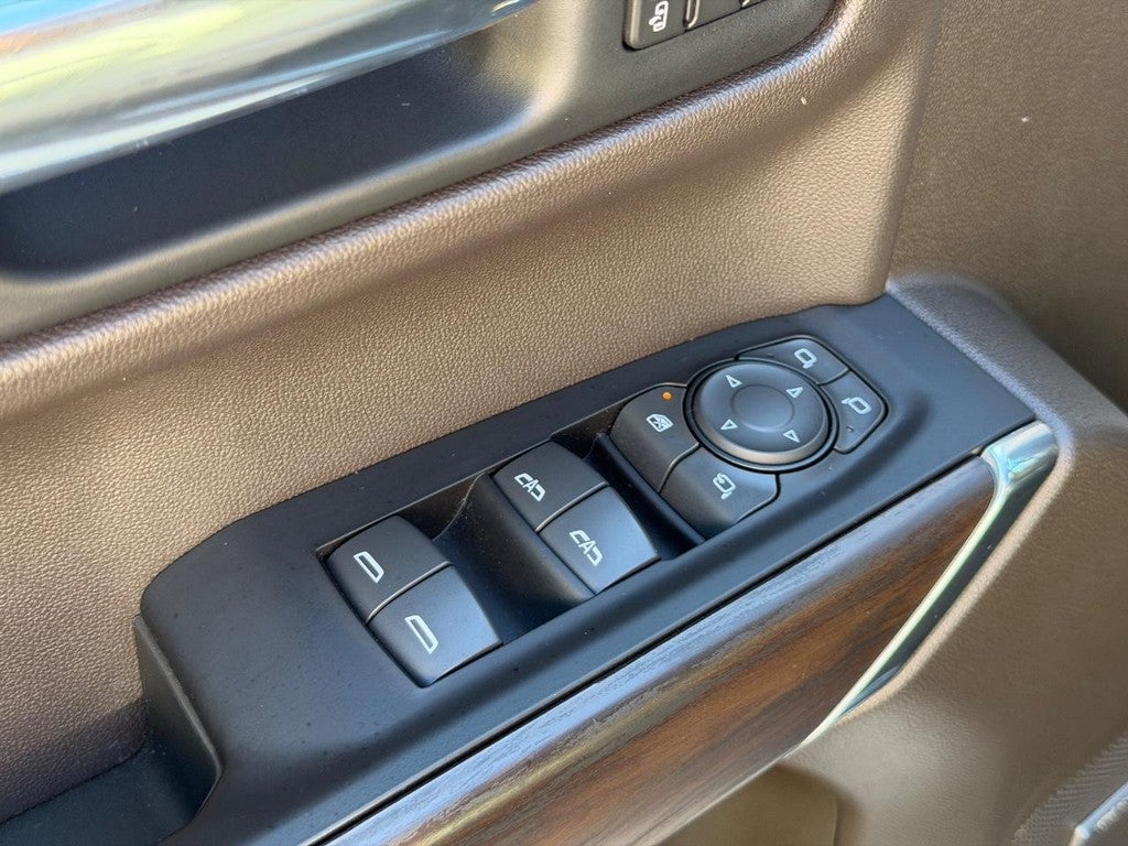 2019 GMC Sierra 1500 4WD Crew Cab 147" SLT