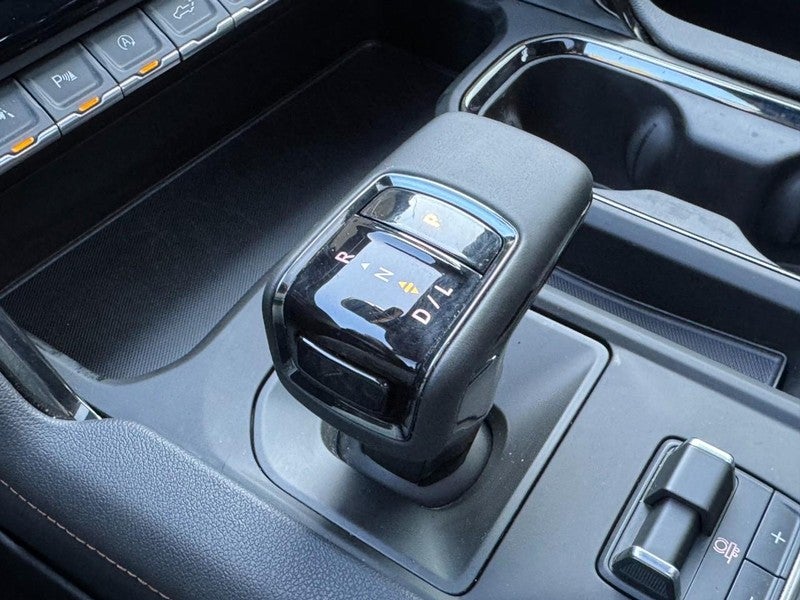 2025 GMC Sierra 1500 4WD Crew Cab 147" AT4