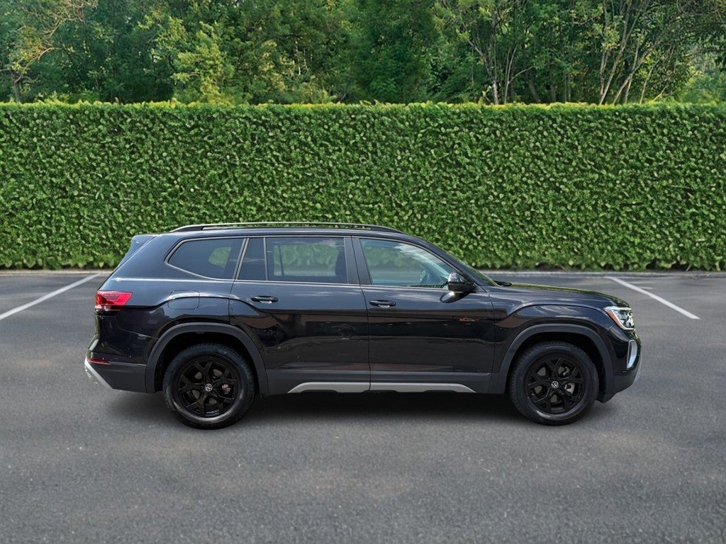 2025 Volkswagen Atlas 2.0T Peak Edition 4MOTION