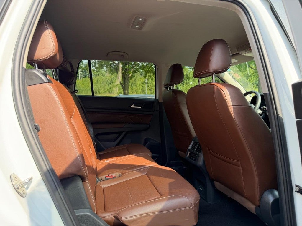 2023 Volkswagen Atlas 3.6L V6 SE w/Technology 4MOTION