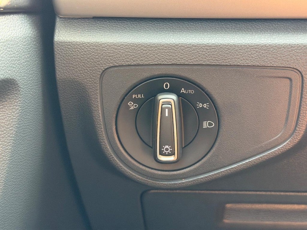 2023 Volkswagen Atlas 3.6L V6 SE w/Technology 4MOTION