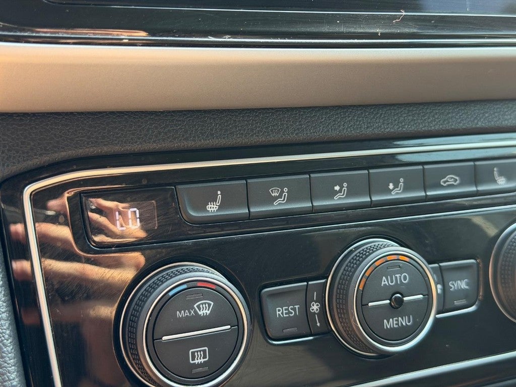 2023 Volkswagen Atlas 3.6L V6 SE w/Technology 4MOTION