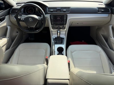 2019 Volkswagen Passat 2.0T Wolfsburg Edition Auto