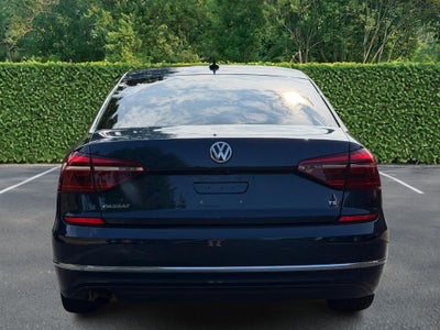 2019 Volkswagen Passat 2.0T Wolfsburg Edition Auto