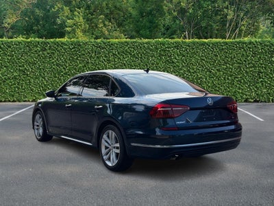 2019 Volkswagen Passat 2.0T Wolfsburg Edition Auto