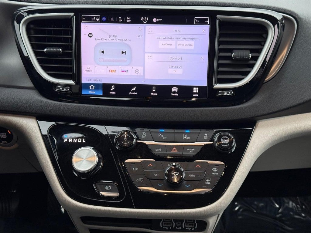 2024 Chrysler Pacifica Touring L FWD
