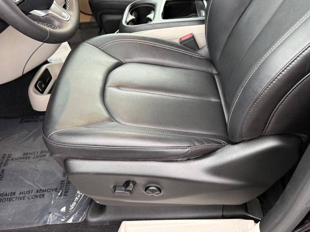2024 Chrysler Pacifica Touring L FWD