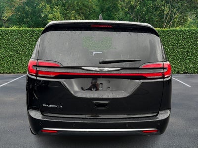 2024 Chrysler Pacifica Touring L FWD