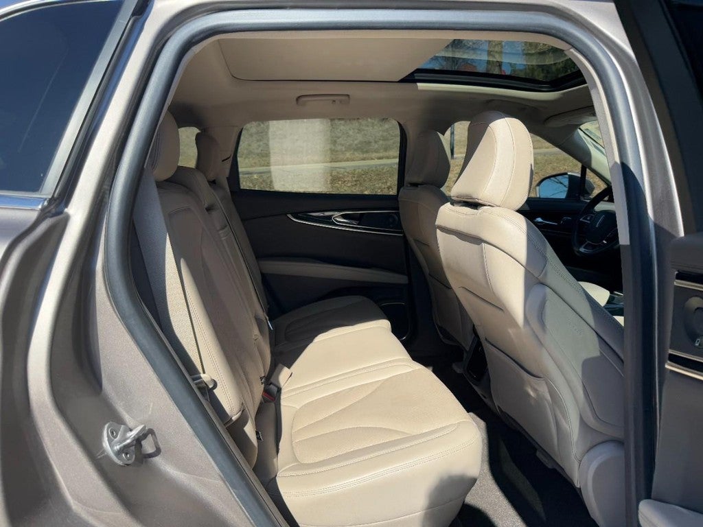 2021 Lincoln Nautilus Reserve FWD