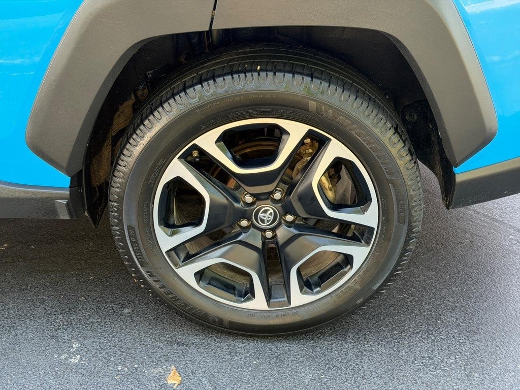 2019 Toyota RAV4 Adventure AWD (Natl)
