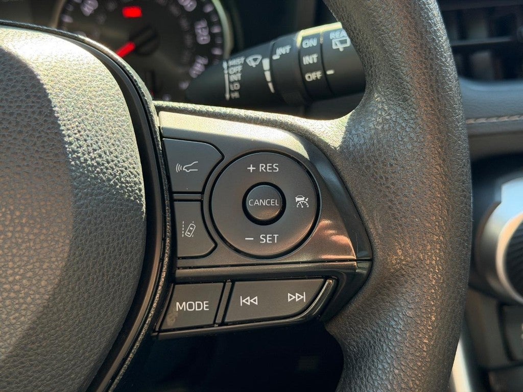 2021 Toyota RAV4 XLE AWD (Natl)