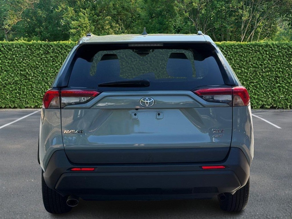 2021 Toyota RAV4 XLE AWD (Natl)