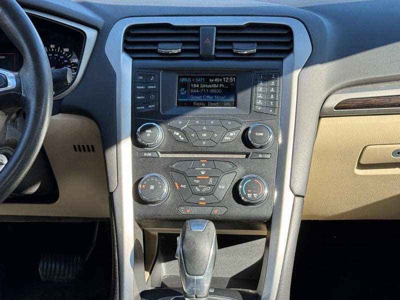 2014 Ford Fusion 4dr Sdn SE FWD