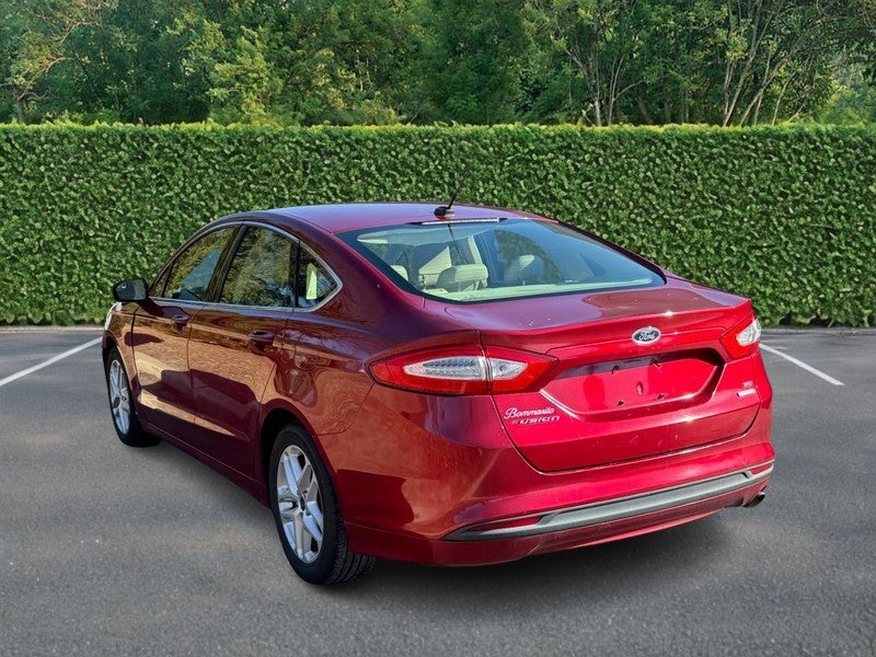 2014 Ford Fusion 4dr Sdn SE FWD